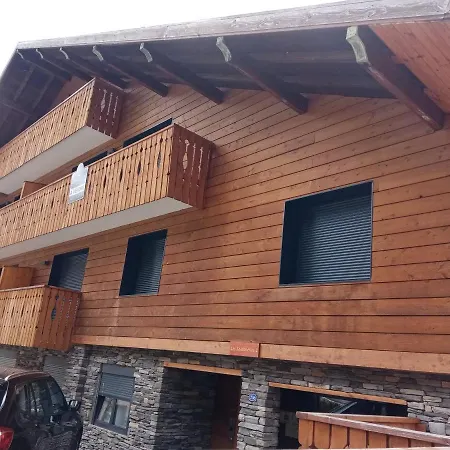 : Cosy 2 Chambres, Balcon, Wifi Et Parking Inclus - Fr-1-198-249 * Châtel