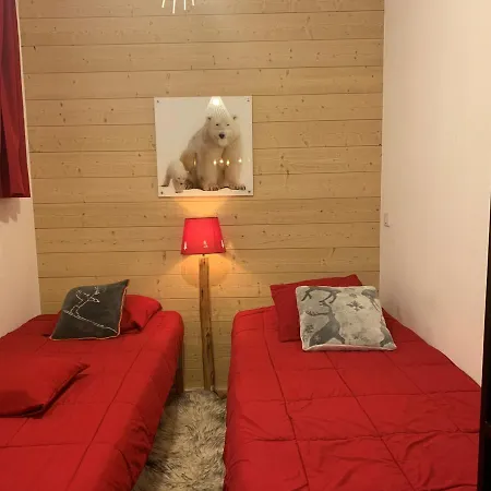: Cosy 2 Chambres, Balcon, Wifi Et Parking Inclus - Fr-1-198-249 Apartment Châtel